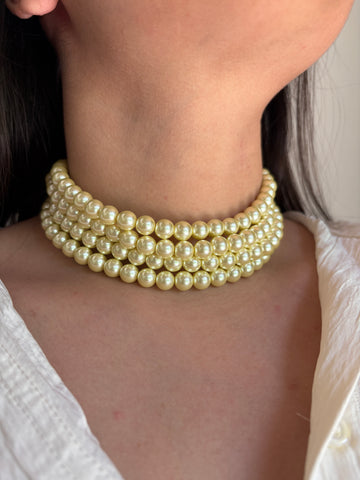 Pearls four line choker