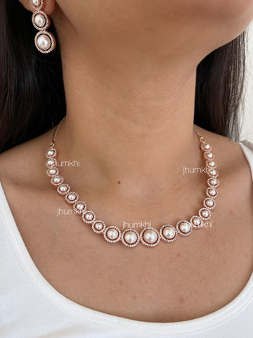 Ascending pearls jewellery set