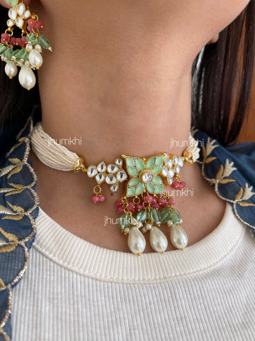 Rectangle flower kundan choker set