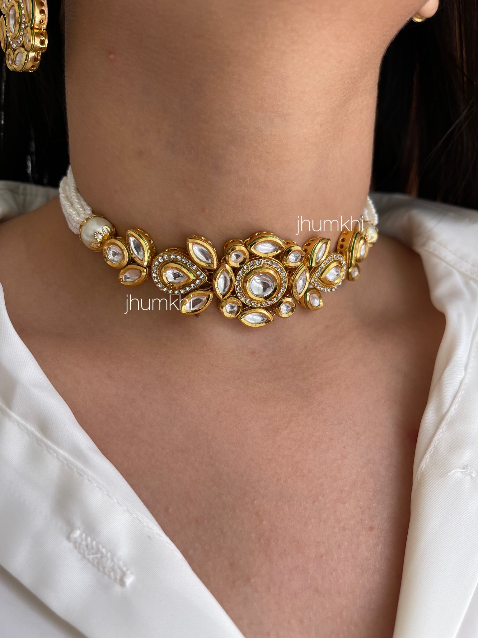 Simple Choker Set Buy Simple Kundan Patch Choker Set Online Ishhaara