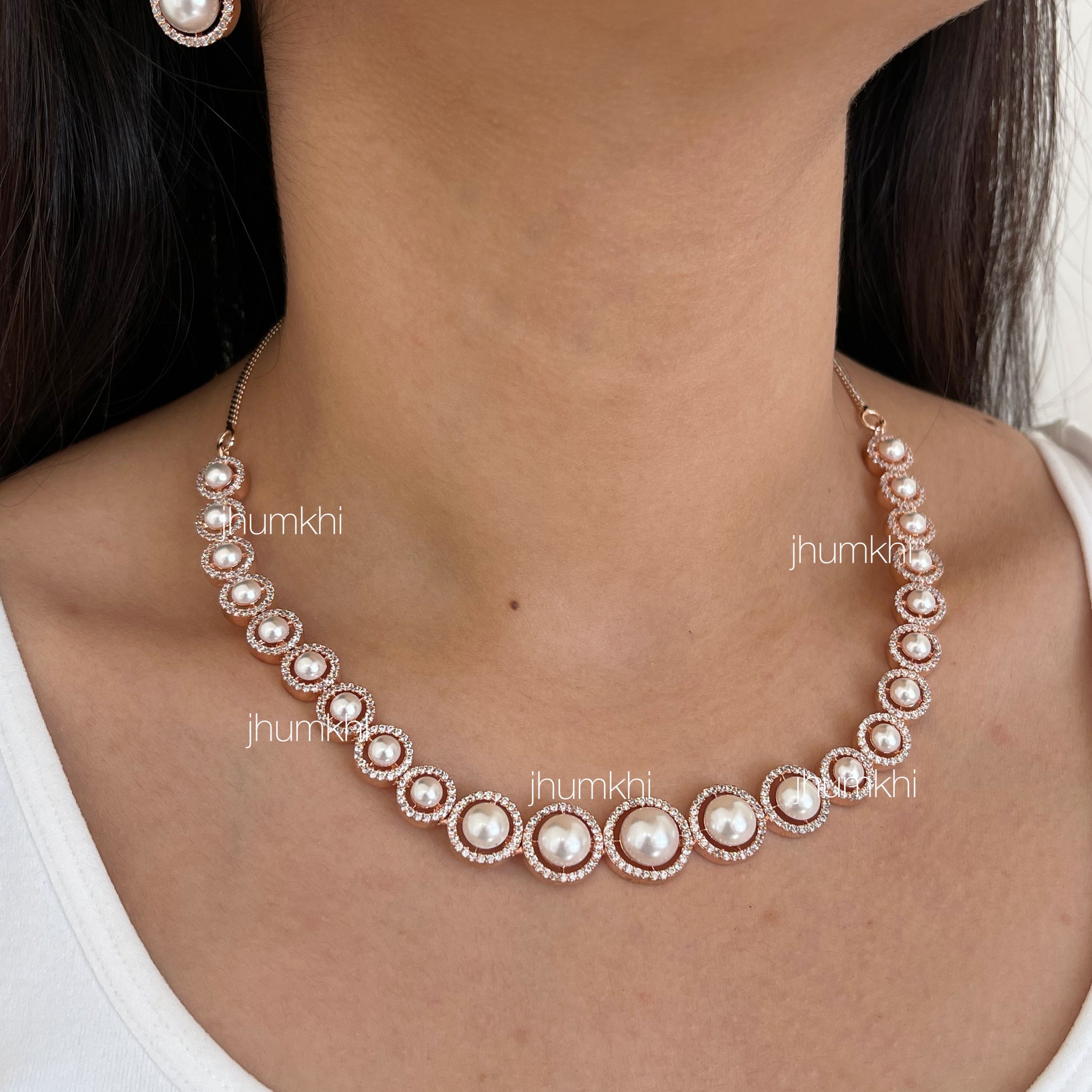 Ascending pearls jewellery set