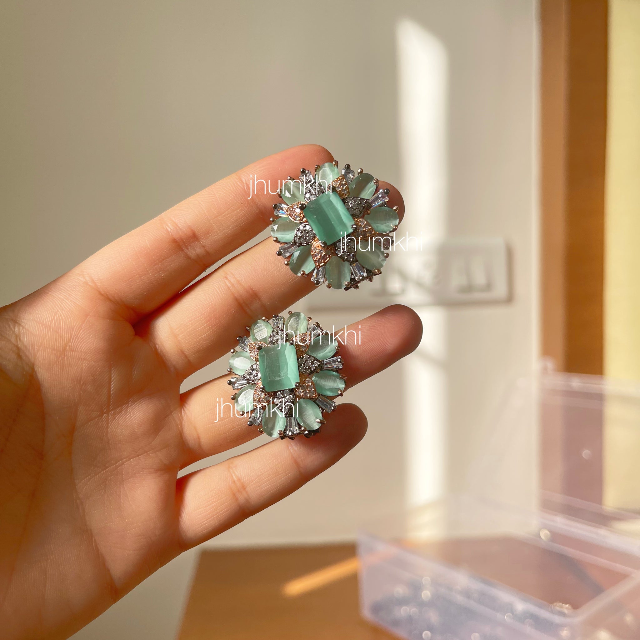 Mint statement studs